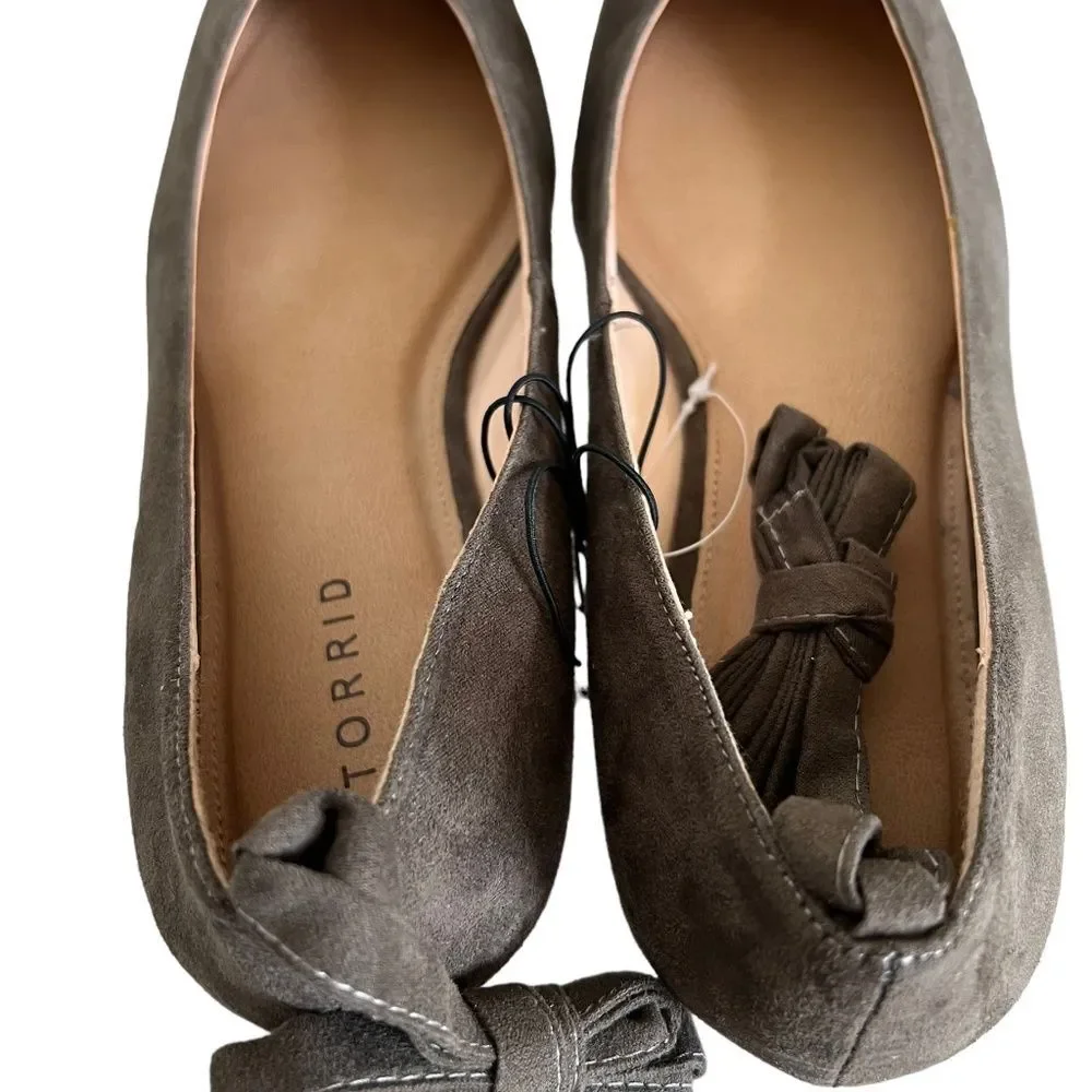 Torrid NEW Lace Up Ankle Espadrilles In Dark Olive Size 11